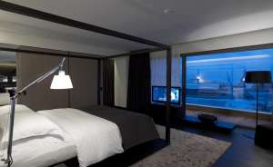 the Met Suite